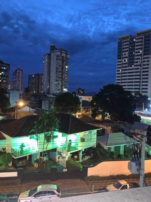 Excelente Apartamento 02 Qtos Proximo A Av Pelinca Luxo Leilighet Campos dos Goytacazes Eksteriør bilde